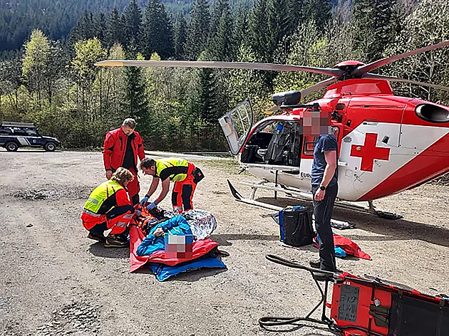 Platit za záchranáře v bikeparcích? Horské areály lákají na sjezdy, lidé je nezvládají