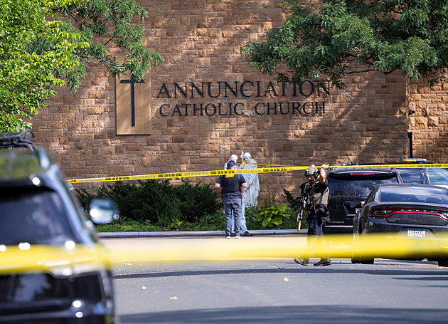 Střelba na katolické škole v Minneapolis. Zahynuly dvě děti
