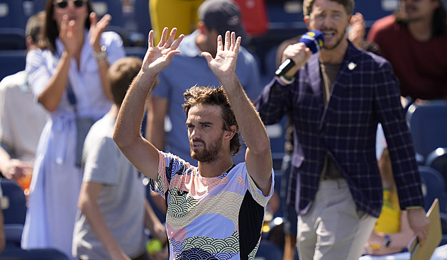 US Open ONLINE: Menšík i Krejčíková vedou, Macháč s Lehečkou postoupili