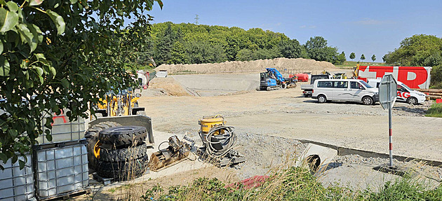 Další termín. Středočeská část dálnice D3 se má stavět v roce 2028