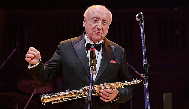 Podvod za miliardy. O peníze přišel Felix Slováček i olympijští vítězové