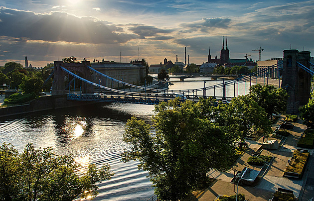 Bronzoví obyvatelé polské Vratislavi. Pidimužíci mají vlastní zaměstnání i politiku