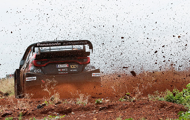 Paraguayskou rallye vede po první etapě exmistr světa Rovanperä