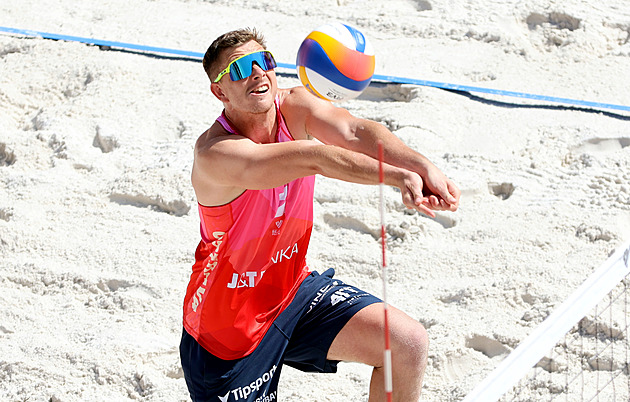 Perušič se Schweinerem si čtvrtfinále nezahrají, v Hamburku podlehli mladým Švédům