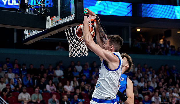 EuroBasket ONLINE: Čechy drží ve hře Krejčí, avšak Estonci mají dále navrch
