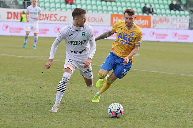 ONLINE: Karviná - Teplice 1:0, proti svému bývalému týmu v úvodu skóruje Gning