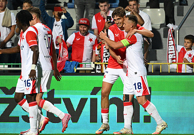ONLINE: Ml. Boleslav - Slavia 0:1, Staněk chytá penaltu, ta se ovšem opakuje