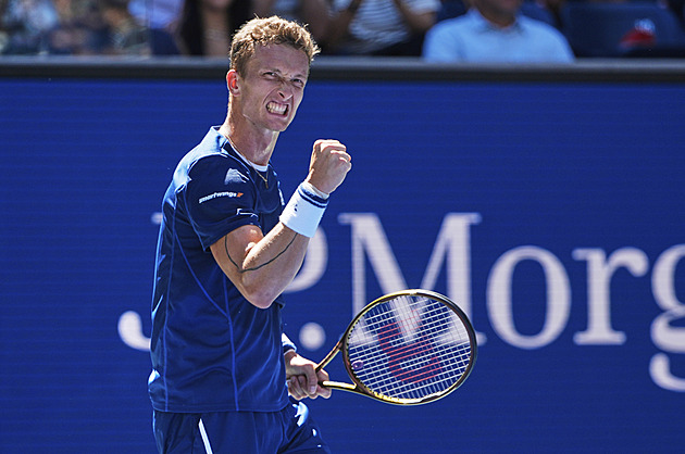 US Open ONLINE: Lehečka zdolal veterána a je ve čtvrtfinále, může vyzvat Alcaraze