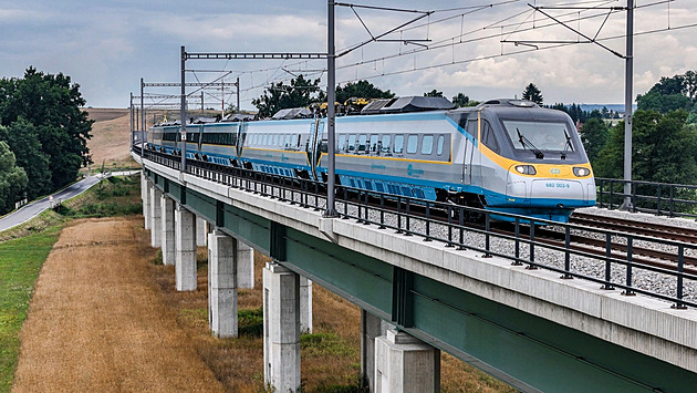 Milník pro českou železnici. Pendolino z Prahy do Budějovic pojede dvoustovkou