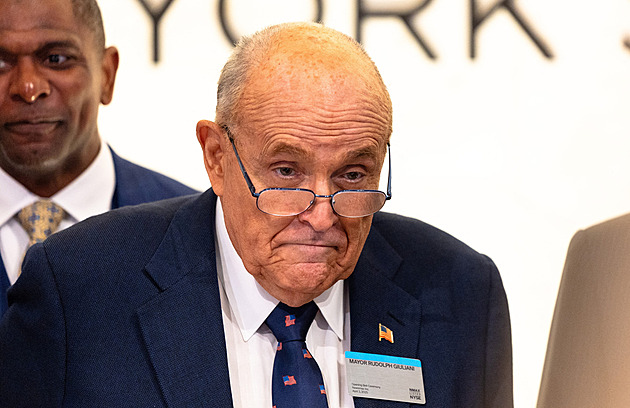 Exstarosta New Yorku Guiliani měl autonehodu, převezli ho do nemocnice