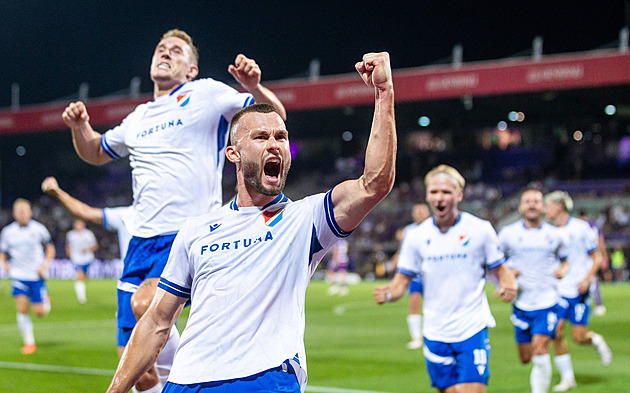 Fotbalové přestupy ONLINE: Slavia řeší Prekopa, Olomouc oznámila dvě posily