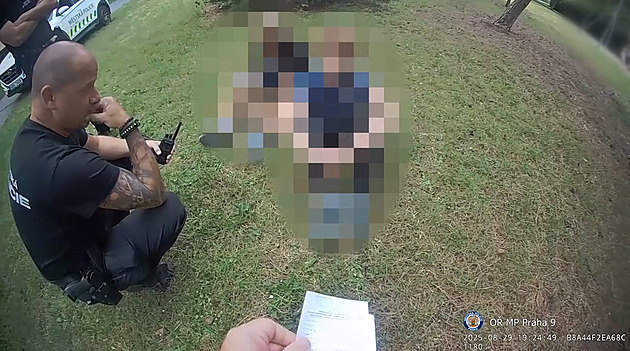 Dva školáci si dali lahev rumu, pak neuměli ani pořádně stát na nohou