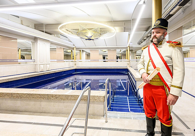 Tady se koruny odkládaly na věšák. Objevte Lázně císařů