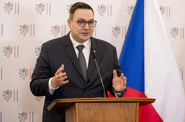 Rusko vyčítá Česku glorifikaci nacismu. Nemá právo nám diktovat, říká Lipavský