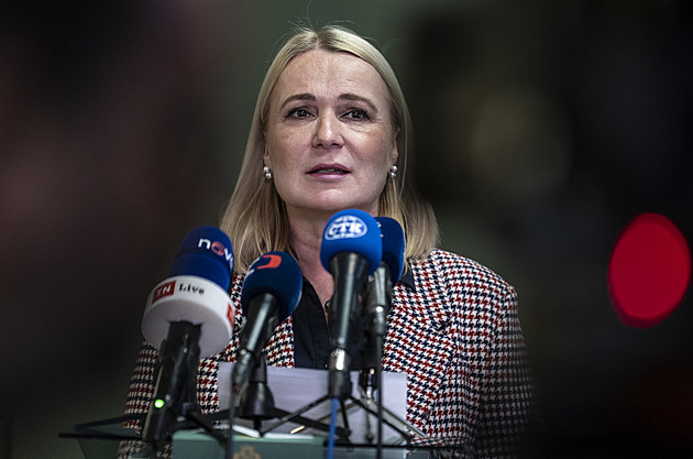 Propalestinští demonstranti narušují mítink SPOLU, křičí na Černochovou