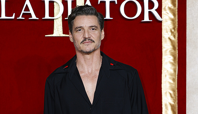 Drsný klaďas Pedro Pascal. Jaký je ve skutečnosti? Přezdívku taťka bere s humorem