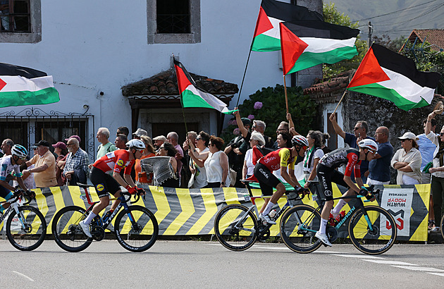 Vuelta ONLINE: Almeida na Angliru rozjel drtivé tempo, drží se jen Vingegaard