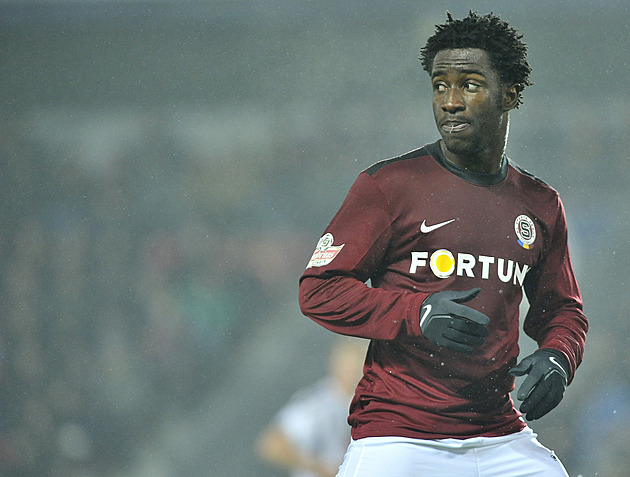 Jdi doprava! A já šel left. Bony o češtině, lásce ke Spartě a slivovici s Řepkou