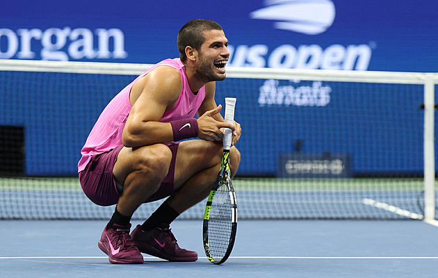 Alcaraz ovládl finále US Open. Trofej dostal od Lendla, místo Sinnera bude jedničkou