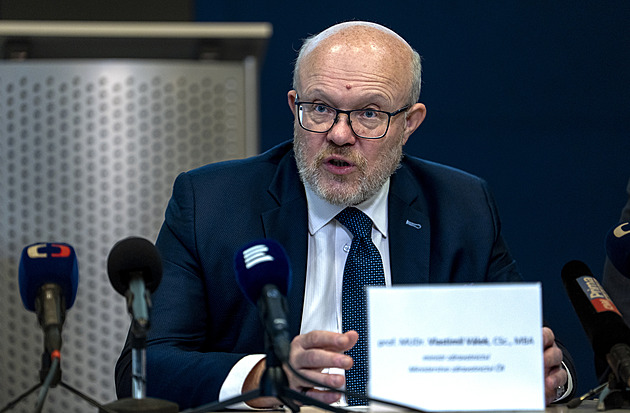 Co bude s Motolem po korupční kauze? Válek svolal tiskovou konferenci