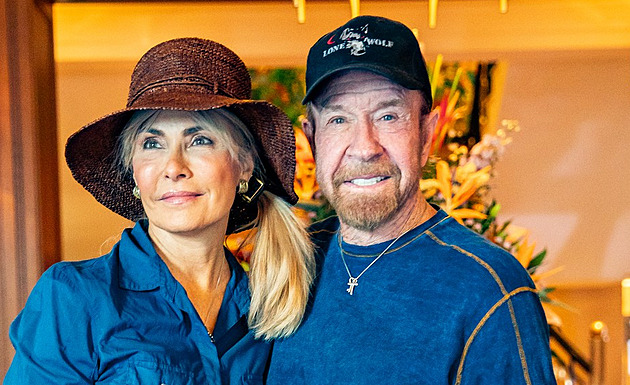 Do Prahy v listopadu přijede legendární herec a hrdina mnoha vtipů Chuck Norris