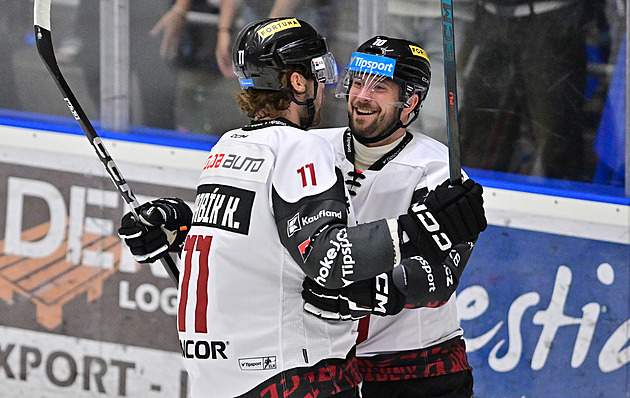 Sparta ustála drama v závěru. Extraligu zahájila těsnou výhrou v Budějovicích