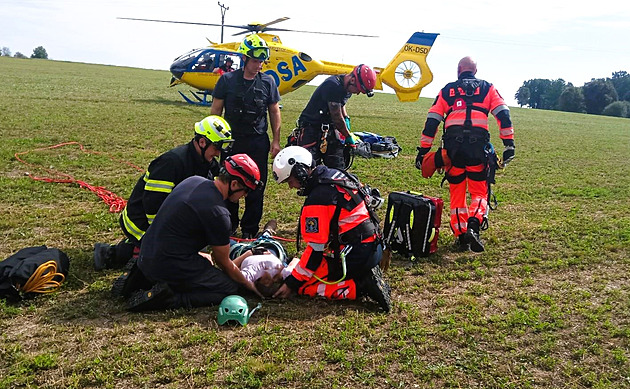 Lezkyně omdlela na skalní ferratě. Z údolí Lužnice ji vyzvedli vrtulníkem