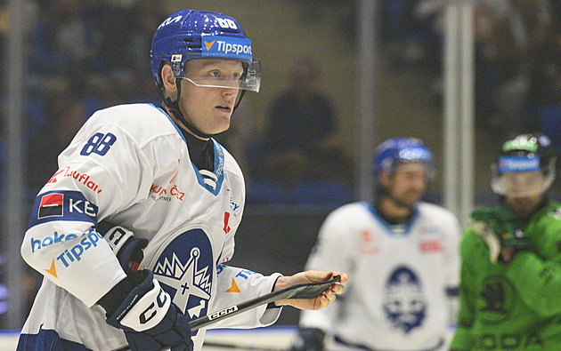 Kde je diesel Jágr? Svou 38. sezonu zatím nezahájil, premiéru sledoval z lóže