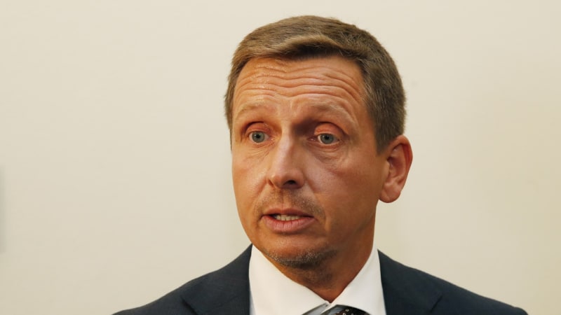 Průlom v kauze Dozimetr: Policie ukázala na bývalého šéfa DPP Dvořáka, viní ho z úplatku