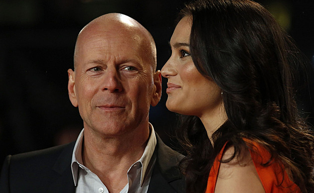 Chtěla jsem se rozvést, přiznala manželka herce Bruce Willise trpícího demencí