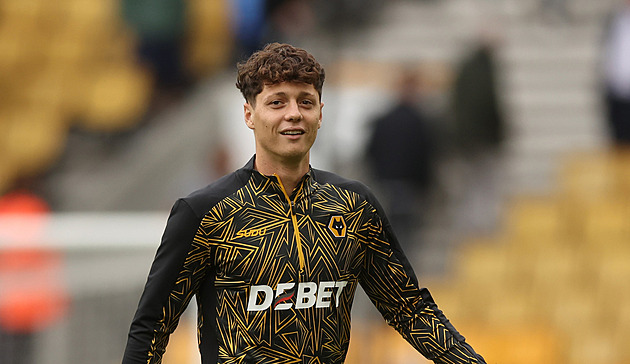 ONLINE: Krejčí debutuje v základu proti Newcastlu. Arsenal čelí Nottinghamu