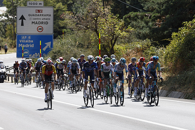Vuelta ONLINE: Závěrečná dřina bez rovin. Únik se zužuje, Hirt je ale stále na čele
