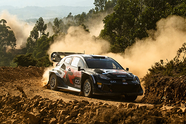 Toyota odsunula Hyundai. Chilskou rallye nově vede matador Ogier