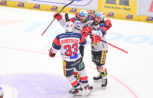 ONLINE: Liberec šokuje Brno, pokračuje jízda Budějovic, slaví Sparta i Pardubice