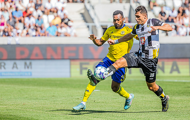 ONLINE: Zlín - Hradec Králové 0:1, výstavně pálil Slončík, gól ve svém rodišti neslavil