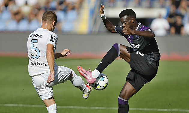 ONLINE: Liberec - Slavia 1:0, vedení zařídil Hodouš, gólmani se činí na obou stranách