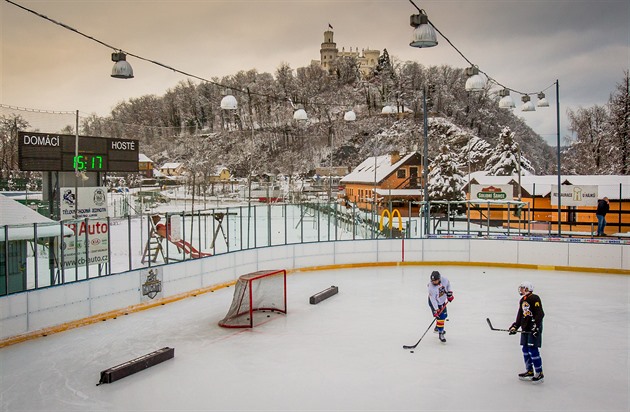 Nový zimní stadion v Hluboké za 325 milionů má přilákat i reprezentace