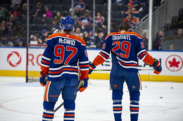 Chytil byl u dvou gólů Vancouveru, Dostál nezabránil prohře Anaheimu