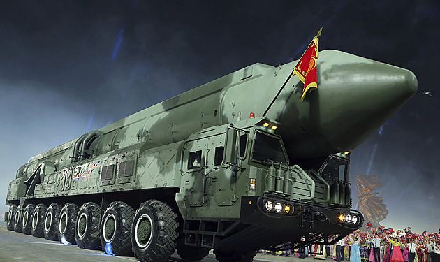 KLDR je blízko jaderné raketě schopné zasáhnout USA, varuje Jižní Korea