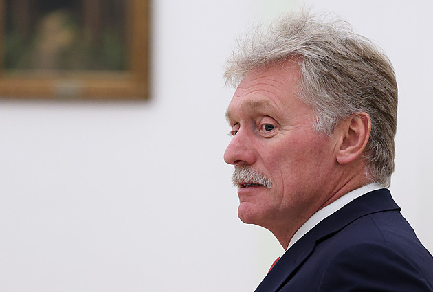 Nezodpovědné, reaguje Kreml na varování Západu o sestřelování ruských letadel