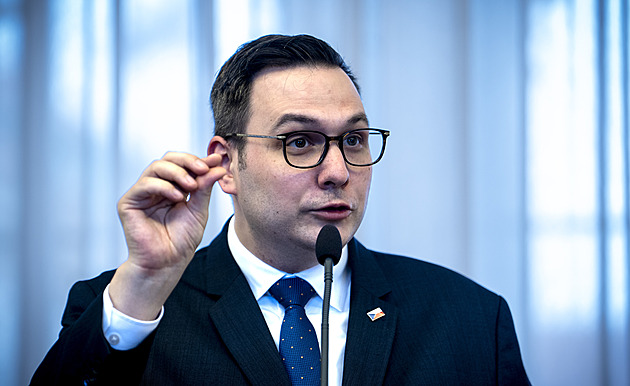 Drony a migy byly záměrné, Rusko se snaží rozšířit válku, řekl ministr Lipavský