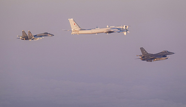 Až Rusové přiletí potřetí, NATO už je sestřelí, říká bezpečnostní expert