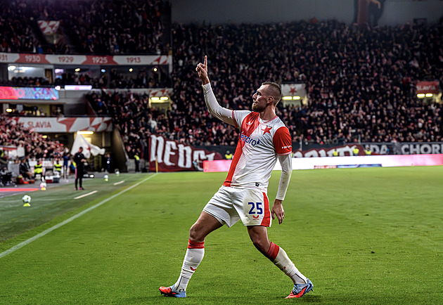 Slavia - Dukla 2:0, oba góly dal navrátilec po trestu Chorý, hosté byli bezzubí
