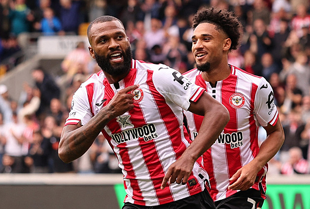 ONLINE: Manchester City vede, Liverpool prohrává s Crystal Palace. United bez bodu