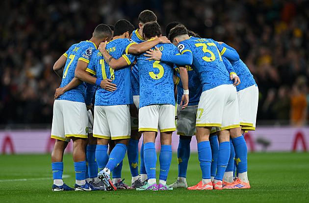 ONLINE: Krejčí v sestavě Wolves, VAR vzal  gól Tottenhamu. Liverpool poprvé prohrál