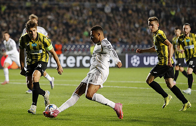 ONLINE: Real vede v Almaty, Atalanta hostí Bruggy, pak jde do akce i Liverpool