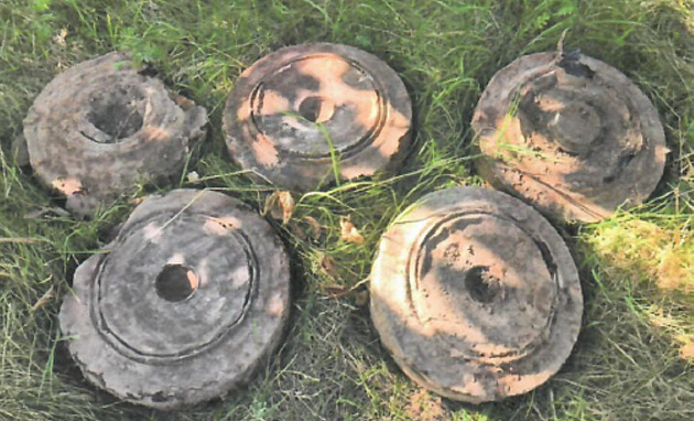 Pyrotechnici prohledali sovětské vojenské cvičiště u Krnova. Našli i části ostré munice