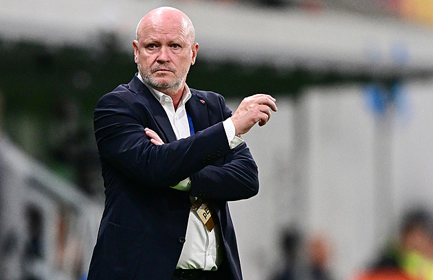 Do reprezentace se vrací Lingr. V nominaci je opět Vydra, nechybí ani Souček