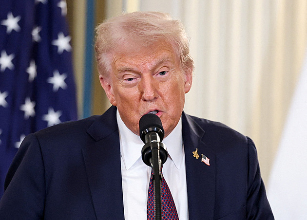 Jestli nepřijmete mírový plán do neděle večer, zažijete peklo, hrozí Trump Hamásu