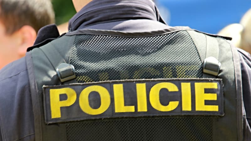 Policista zastřelil v Českém Těšíně agresora, který nožem zranil jeho kolegu